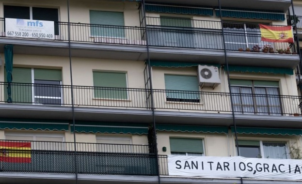 Когато миналата неделя Виктория излиза за хляб тя се прибира