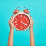 На 25 октомври връщаме часовника с час назад