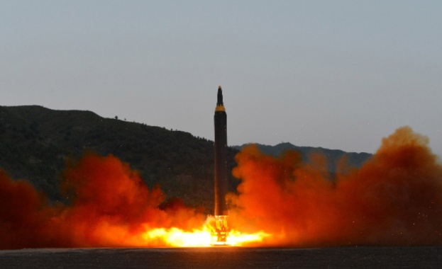 Северна Корея изстреля няколко крилати ракети край западното крайбрежие във