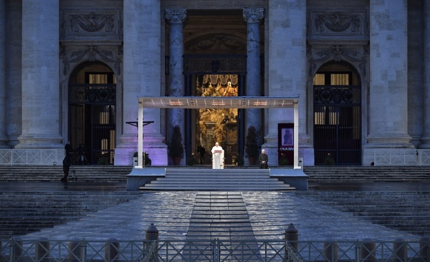 …Не можем повече да мислим за себе си, само заедно ще се справим