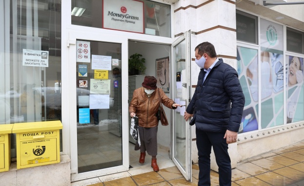 Стартира гореща линия за самотни руски сънародници, нуждаещи се от помощ