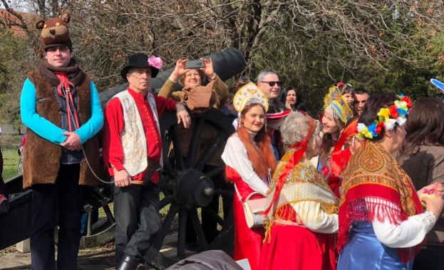 Руска Масленица, Сирни Заговезни и Баба Марта в България