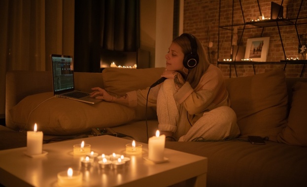 Българският представител на Евровизия 2021 Виктория изнесе в събота своя