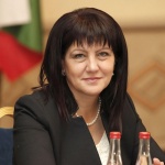 Караянчева присъства на 143-ата годишнината от избора на първия Градски съвет на Карлово
