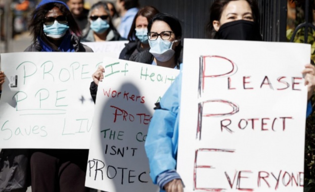 Броят на заразените с коронавирус по света достигна 1 милион