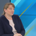Деница Сачева: Вариант за подаване на оставка не се обсъжда