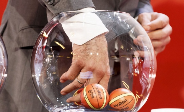 Бордът на ФИБА Европа част от който е президентът на