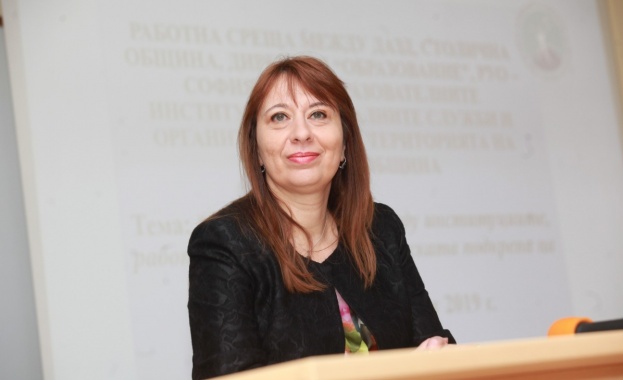 Парламентарната Комисия по въпросите на децата младежта и спорта към