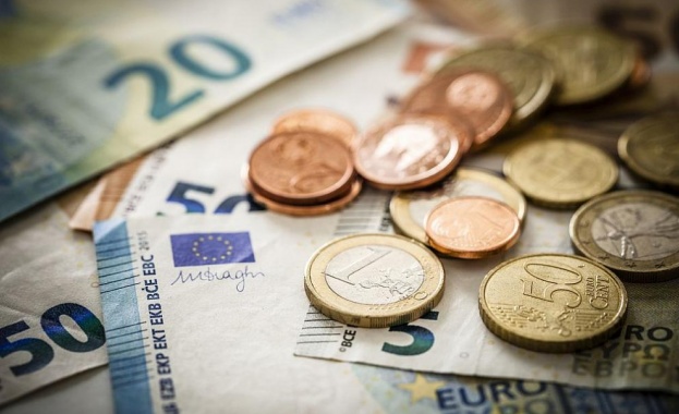 Еврото може да достигне невиждани стойности