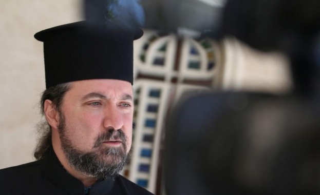 Освен дом Божи храмът е и лечебница за душевно и