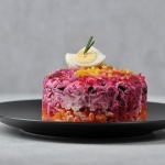 Една кулинарна класика от Русия: Херинга под шуба