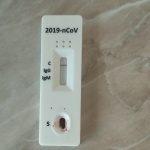 Търговията с тестове за коронавирус процъфтява 