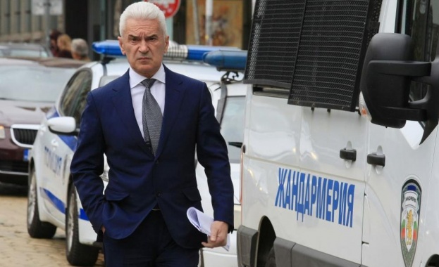 Софийската районна прокуратура е повдигнала две обвинения на столичния общински