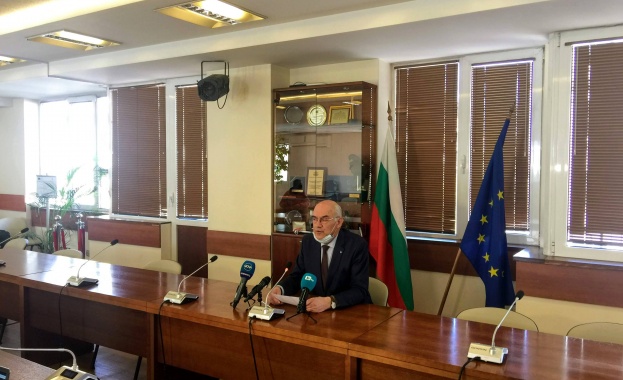 Подробности за цените дадоха от КЕВР Токът поскъпва парното и