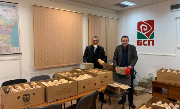 Народните представители от ПГ БСП за България Иван Иванов и