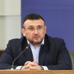 Бившият министър на вътрешните работи Младен Маринов се завръща в политиката