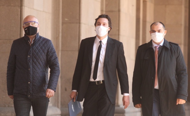 Искането е подписано от 63 народни представители от левицата Първият