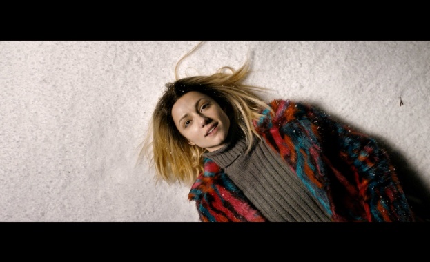 Нашумелите филми Доза щастие и Диви и щастливи вече са