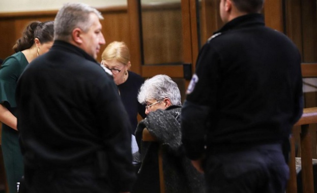 След близо 3 месеца и половина в ареста бившият министър