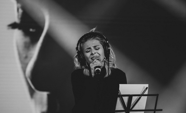 Българският представител на Евровизия Виктория ще вземе участие в онлайн