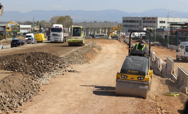 От утре започва ремонтът на третия участък на бул България
