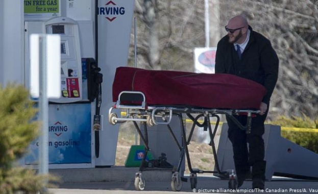 Скарването с гаджето е причината заради която 51 годишният канадец Гейбриъл