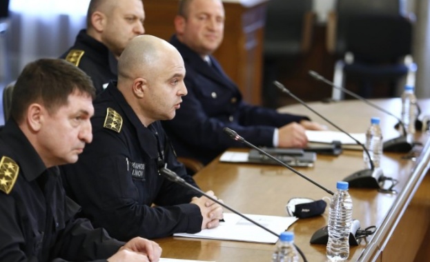 35 000 подадените декларации на КПП та само през вчерашния ден