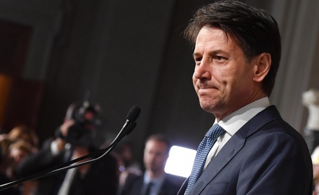 Италия ще започне отново да отваря производствената си индустрия на