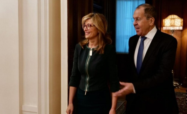Екатерина Захариева разговаря със Сергей Лавров 