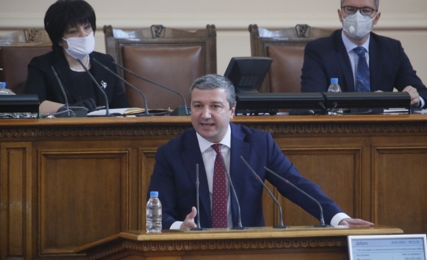 Драгомир Стойнев към служебния кабинет: Ако не внесете Плана за възстановяване, ще бъдете като ГЕРБ