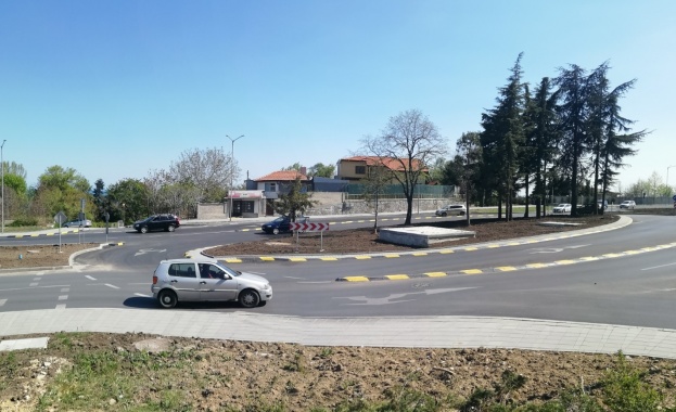 Завърши ремонтът на кръстовището на първокласния път I 9 Златни пясъци