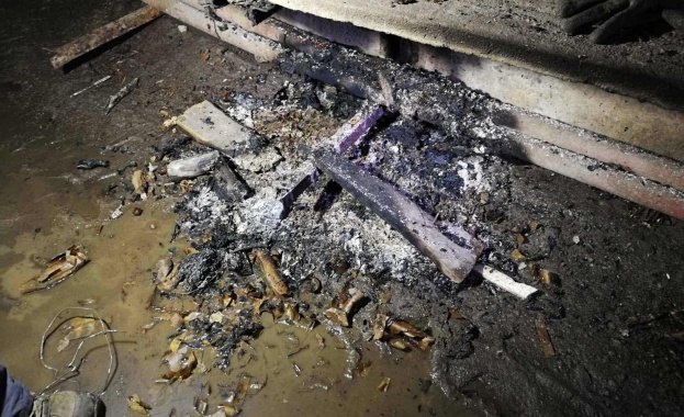 Неизвестни лица проникнаха с взлом в колектор Поредно умишлено посегателство