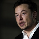 Мъск: Върнете на хората проклетата им свобода