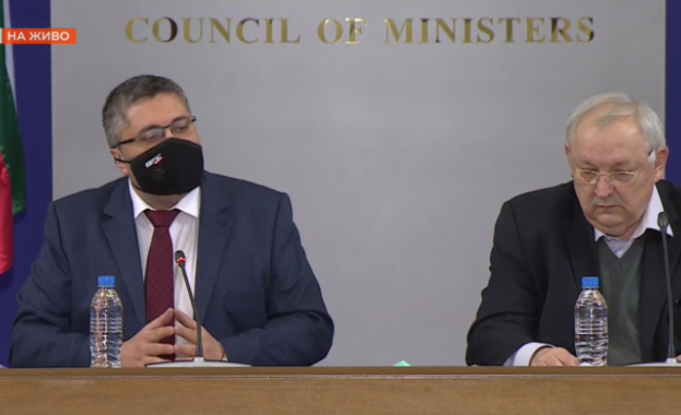 Строителите настояват икономиката да заработи отново Проведохме среща с премиера