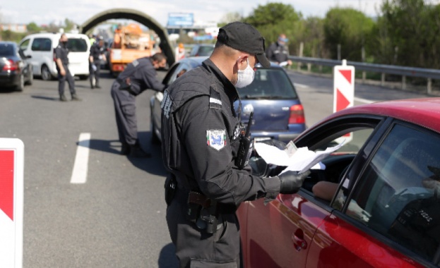 Близо 40 хиляди автомобила са напуснали София за изминалото денонощие