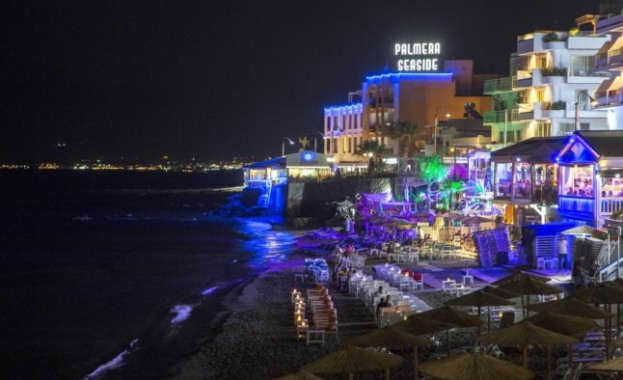 Европа срещу Covid-19: Ще се спаси ли летният туристически сезон?