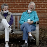 Разхлабване на мерките - ставаме ли непредпазливи