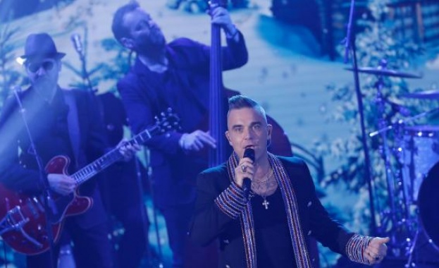 Роби Уилямс: Ползвам аутокю на концерти, забравям текста заради наркотиците