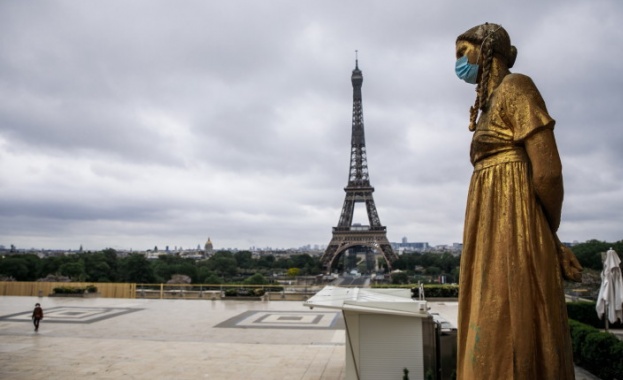 Франция регистрира над 13 000 случая на коронавирус за денонощие 