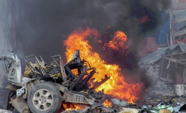 18 военнослужещи бяха убити в резултат на взрив на кола-бомба