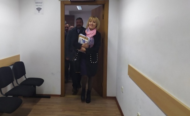 Днес от 14 00 часа във Върховния административен съд ВАС е