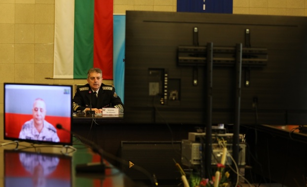 Над 200 български военнослужещи които изпълняват задачи в девет операции