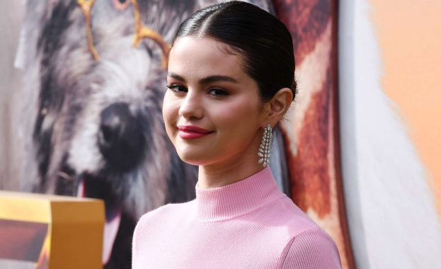 Селена Гомес подготвя свое кулинарно предаване