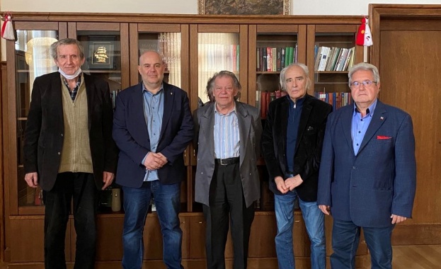 Главният прокурор на Иван Гешев се срещна с доайените на