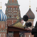 Русия отбелязва Деня на победата само с въздушната част на военните паради