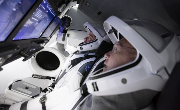 Руските космонавти Анатолий Иванишин и Иван Вагнер намиращи се на