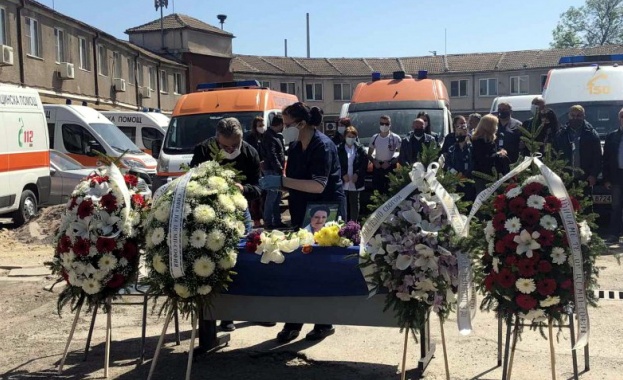 Д р Нели Пандова беше заразена с коронавирус В София днес