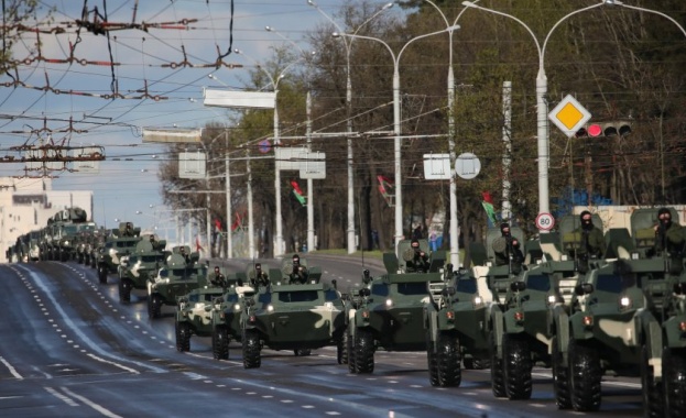 В Москва снощи се проведе репетиция за военния парад за