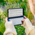 Готвене онлайн и чат с внуците: как по-възрастното поколение използва технологиите