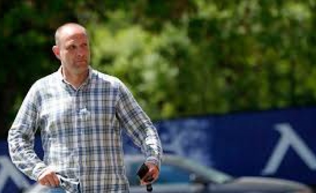 Баскетболният треньор Константин Папазов разкри че до последно финансовият благодетел